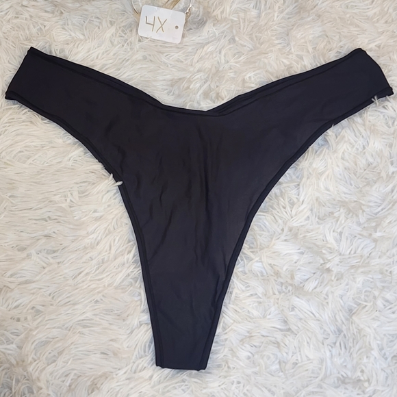 2pcs SKIMS JELLY SHEER DIPPED THONG/ ONYX/NWT - Picture 4 of 11